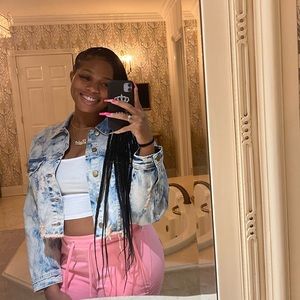 Meet your Posher, Jada